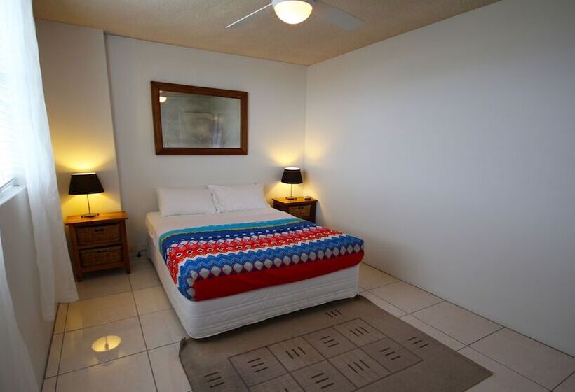 ２ベッドルームアパートメント, Tradewinds Apartments