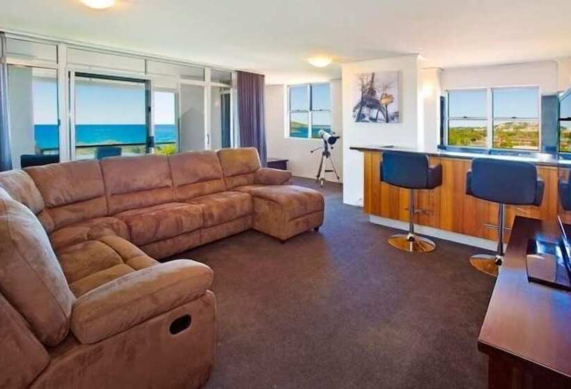 １ベッドルームペントハウスアパート, Tradewinds Apartments
