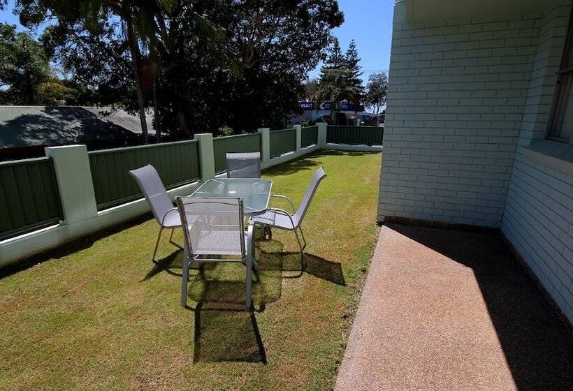 ２ベッドルームアパートメント, Tradewinds Apartments