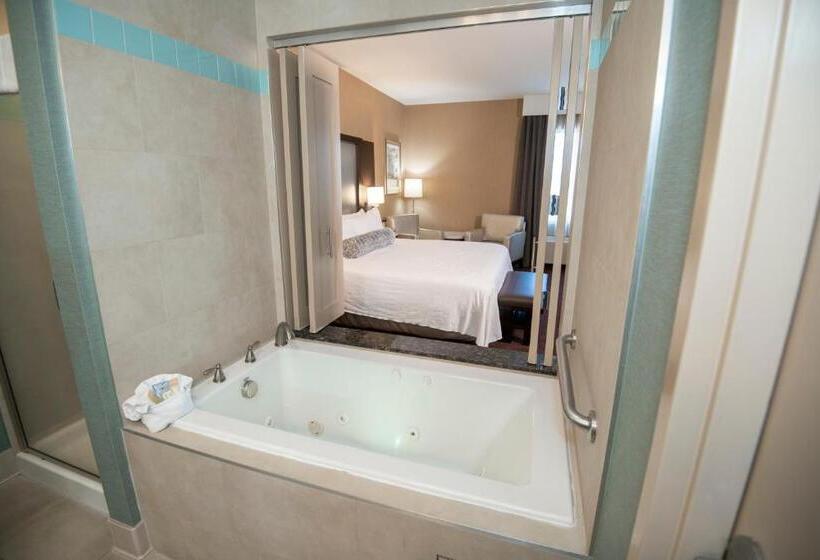디럭스 스위트 킹 침대, Winriver Resort And Casino