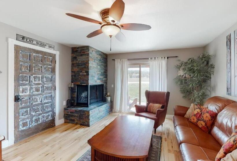 Апартаменты 2 Спальни, Meadowridge 0401