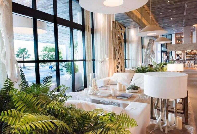 带阳台套房, 1 Hotel & Homes Miami Beach Oceanfront Residence Suites By Joe Semary