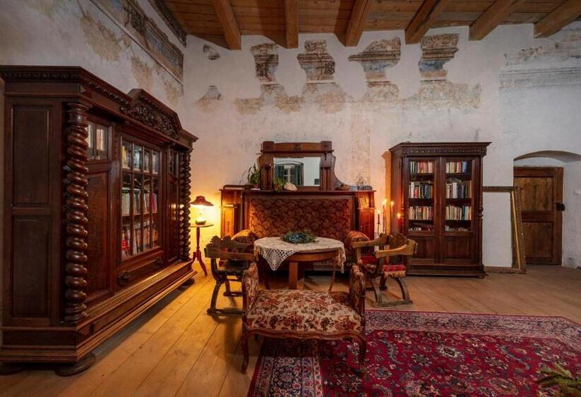 Четырехместный Номер Стандарт, Pałac Gorzanów