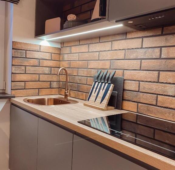 Номер Deluxe, The Loft   Garncarska 1