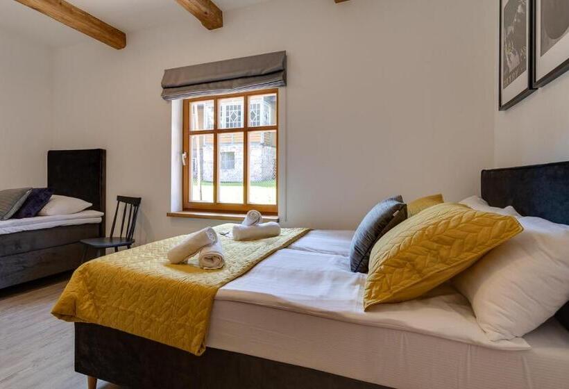 غرفة قياسية ثلاثية, Biała Owieczka B&b Szczyrk