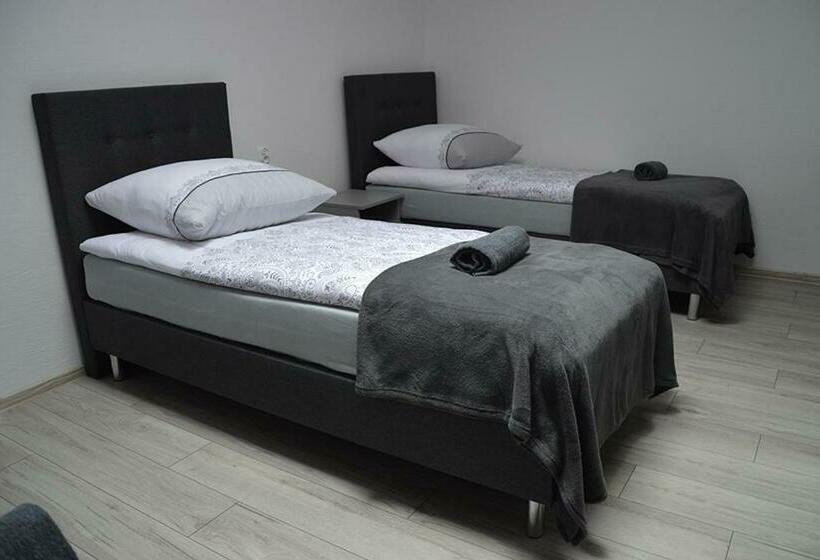 豪华房间, Hostel Adabet