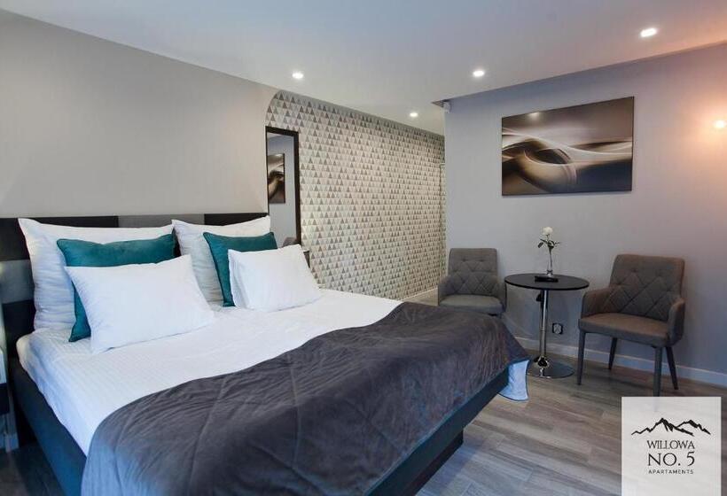 Апартаменты 1 Спальня Вид на Сад, Willowa No. 5 Apartaments