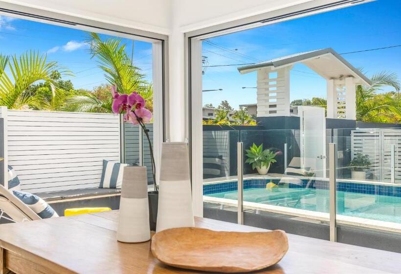 스탠다드 스튜디오 킹침대, Aloha Byron Bay