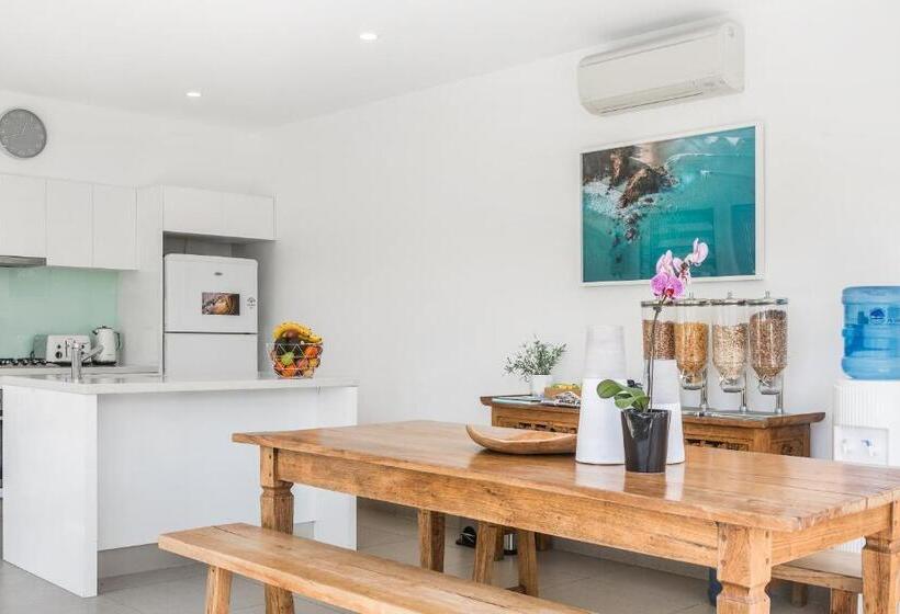 스탠다드 스튜디오 킹침대, Aloha Byron Bay