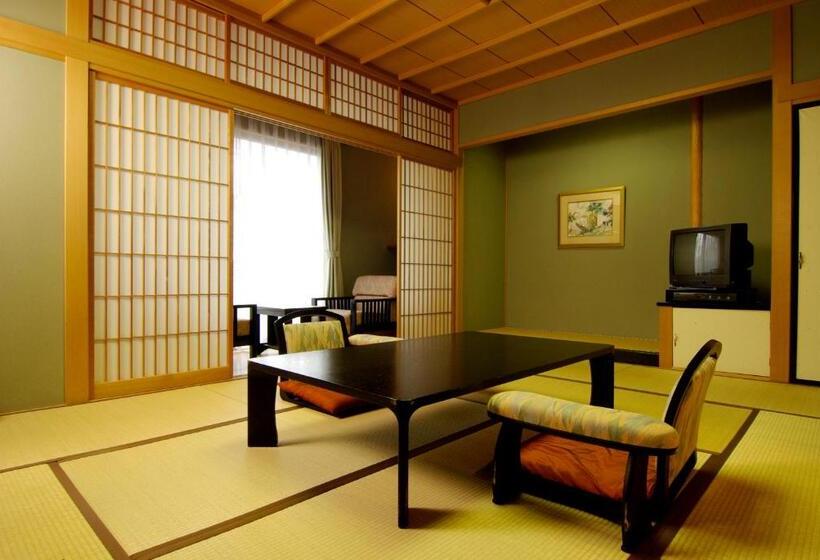 اتاق استاندارد چهار تخته, Floracion Nasu