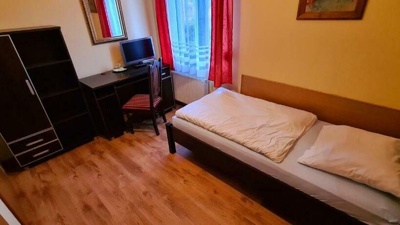 标准单人间, Zajazd Motel Staropolski