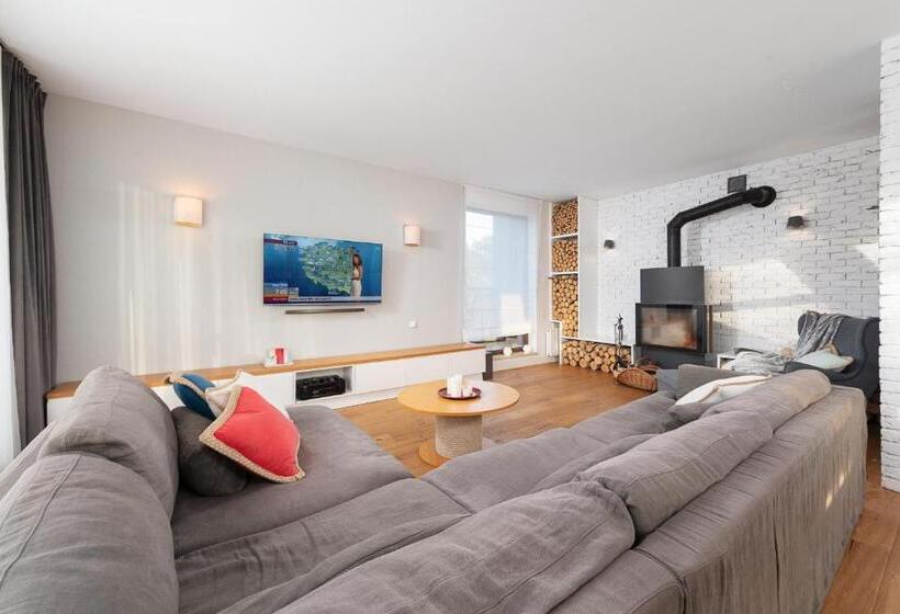 شقة 3 غرف, Apartamenty Paliki