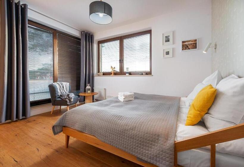 شقة 3 غرف, Apartamenty Paliki