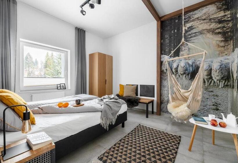 شقة غرفة واحدة, Aparthotel Narciarska 2