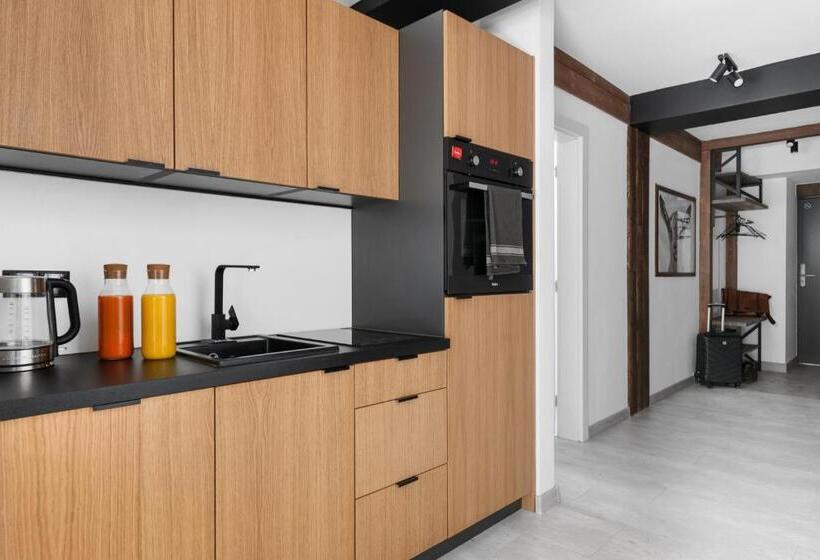 شقة غرفتين, Aparthotel Narciarska 2