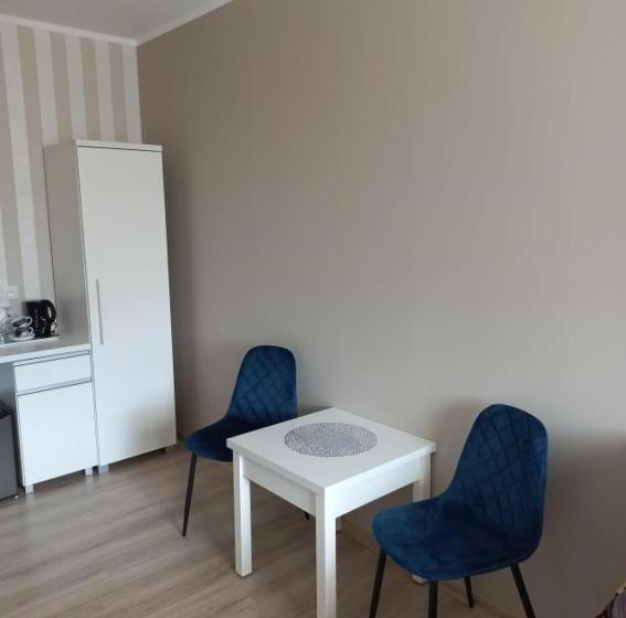 低层单卧公寓, Pod Kogucikiem