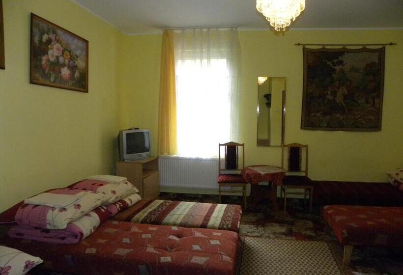 Camera Tripla Standard, Dom Wypoczynkowy Admirał