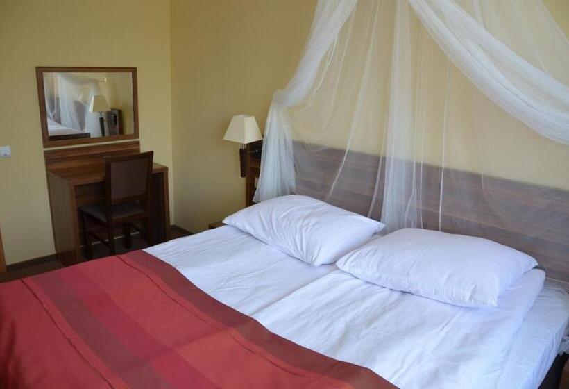 Студия Классика, Obiekt Tatar   Usługi Hotelarskie