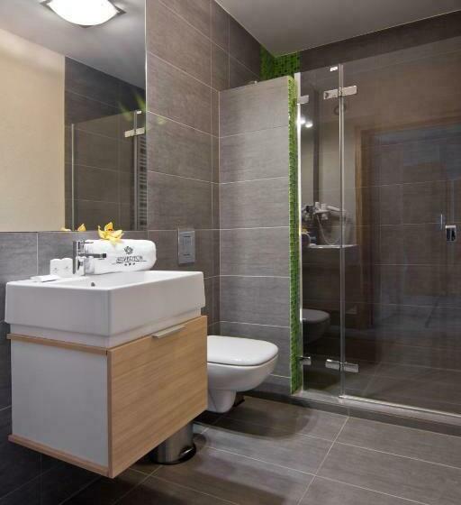 Студио Стандарт с Террасой, Silverton  Sauna,jacuzzi,mini Siłownia,bar Sezonowy, Przyjazny Rodzinom
