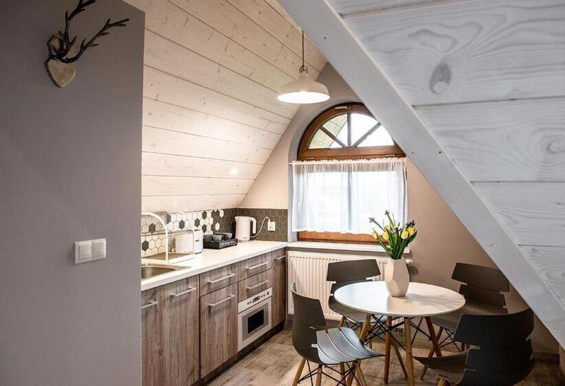 Студия Superior, Silverton  Sauna,jacuzzi,mini Siłownia,bar Sezonowy, Przyjazny Rodzinom