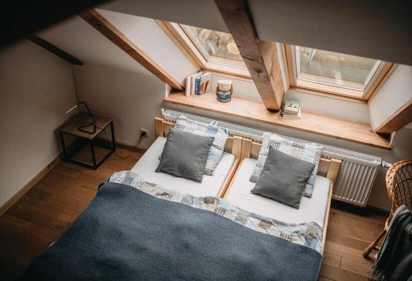 패밀리 룸, Villa Hubertus