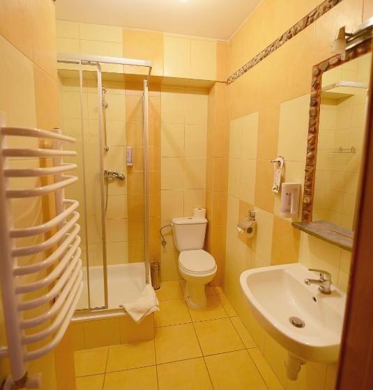 חדר סטנדרט לארבעה, Biały Dunajec Resort & Spa