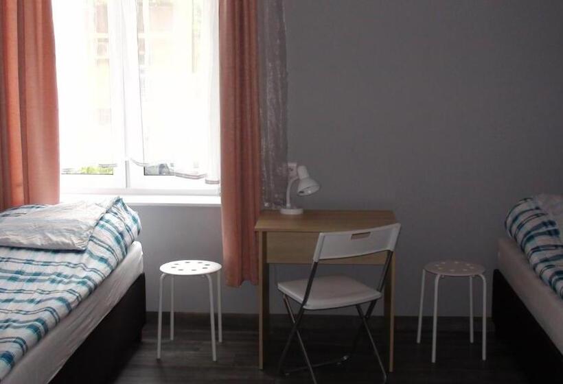 Номер Стандарт Трехместный, Hostel Kamienna Centrum