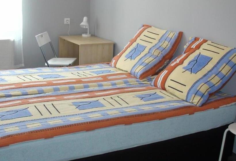 Стандартный Номер Кровать Кинг, Hostel Kamienna Centrum