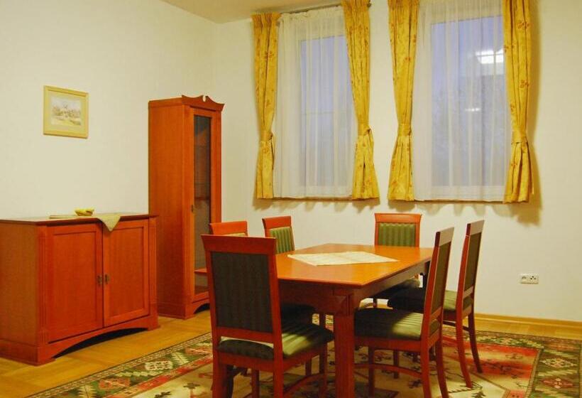 Family Suite, Rezydencja Prezydenta Rp Zamek W Wiśle