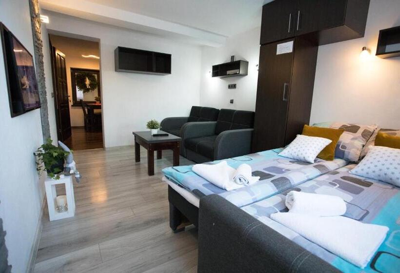 Апартаменты 1 Спальня, Pokoje I Apartamenty U Sabiny   Apartament I Domek Z Jacuzzi Na Wyłączność   Pozostałe Pokoje Bez Ja