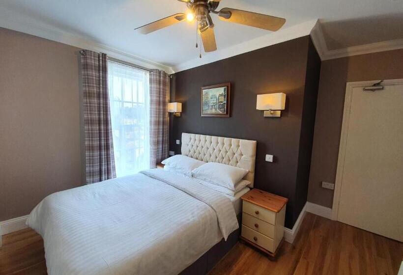 اتاق اکونومی, Midway Guest House
