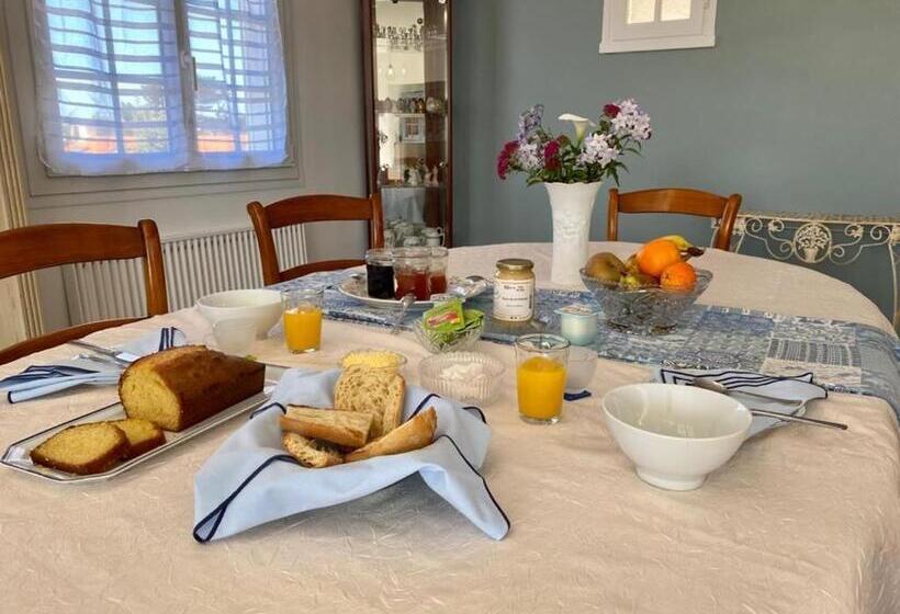 Номер Стандарт, Guestroom Saint Michel Chef Chef, 1 Pièce, 2 Personnes   Fr 1 306 1232