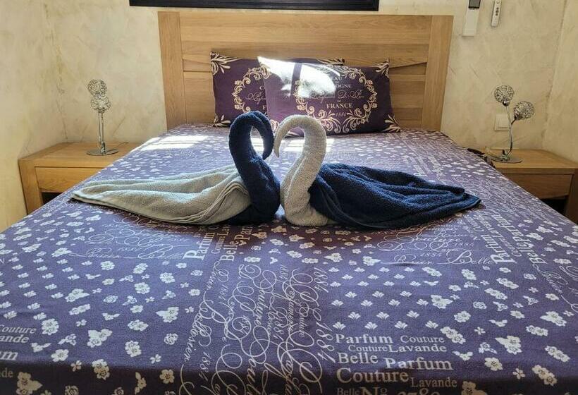 Номер Стандарт, Chambre D Hôte à La Villa René