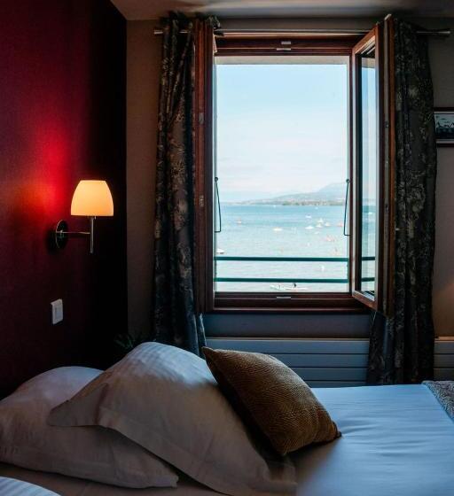 اتاق استاندارد سه نفره, Hôtel De La Plage