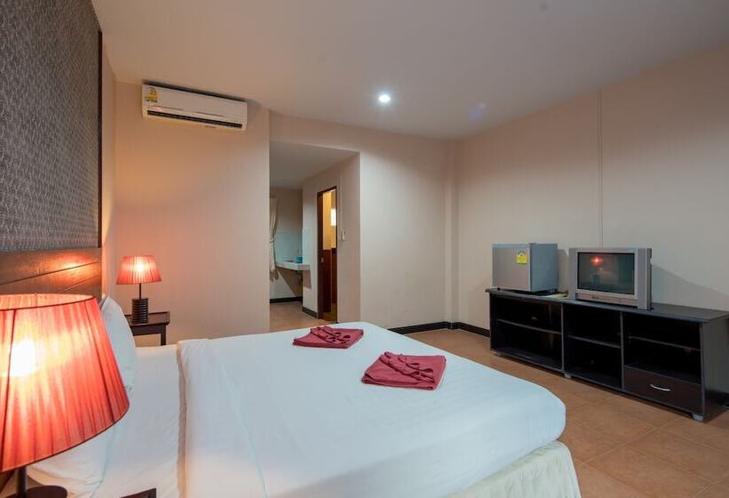 수피리어 스튜디오, Amarin Hotel Patong