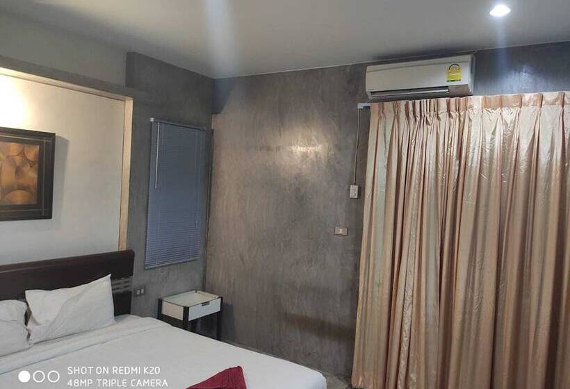 침실 2개 아파트, Amarin Hotel Patong