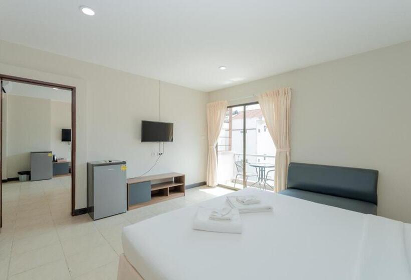 수피리어 스튜디오, Amarin Hotel Patong