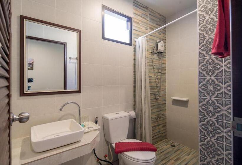 침실 1개 디럭스 아파트, Amarin Hotel Patong