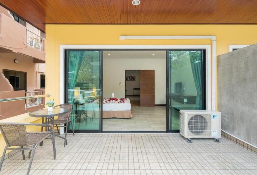 침실 1개 디럭스 아파트, Amarin Hotel Patong