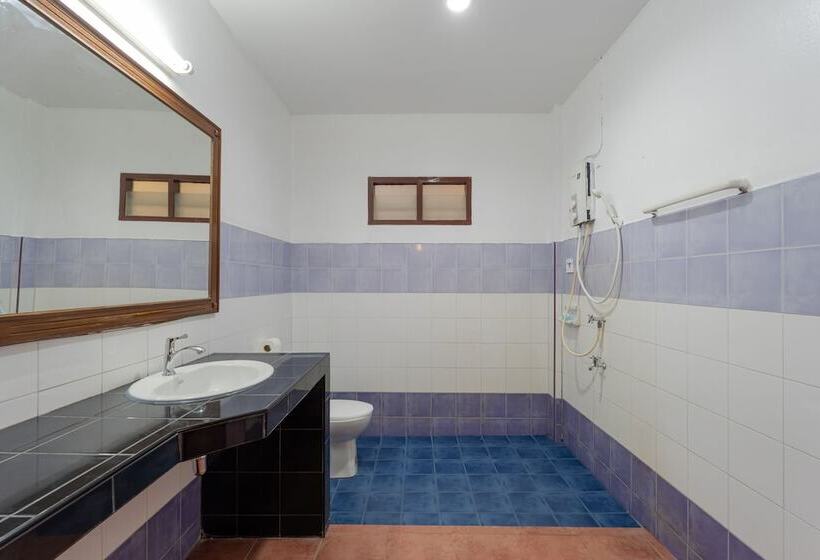 스탠다드 룸, Amarin Hotel Patong