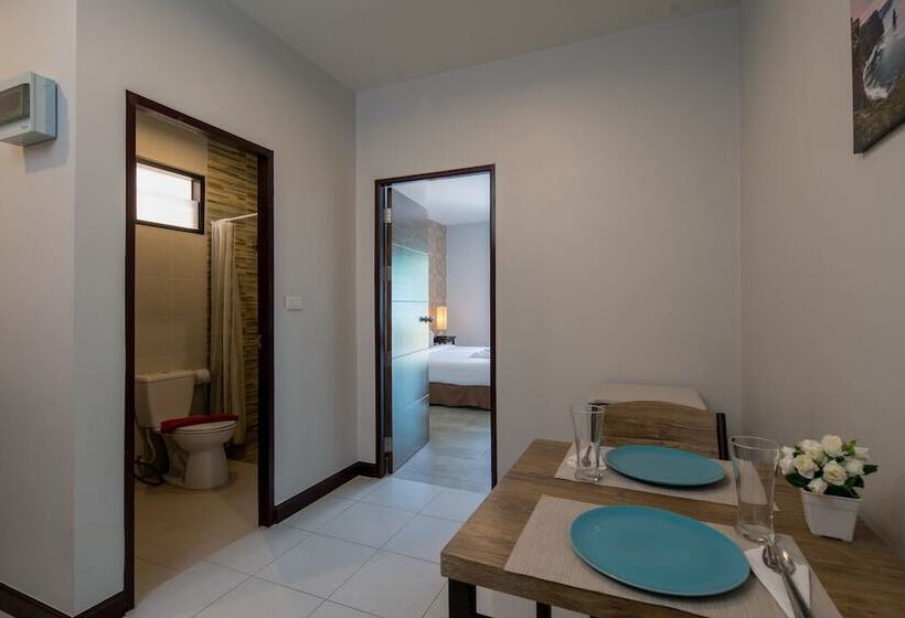침실 1개 디럭스 아파트, Amarin Hotel Patong