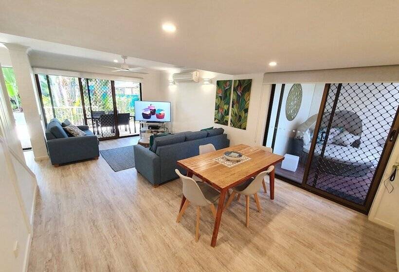 带露台两卧住房, Noosa Village River Resort