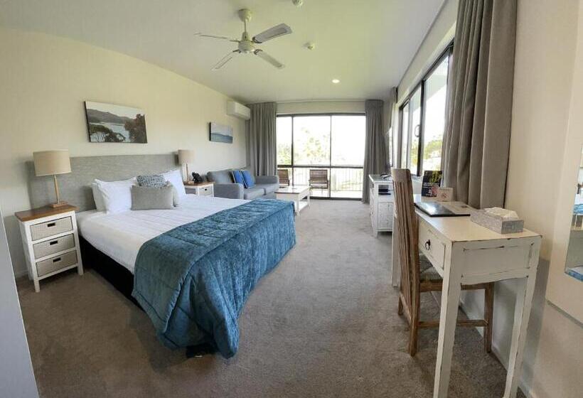 스탠다드 룸 킹사이즈 침대, Quality Hotel Oceans Tutukaka