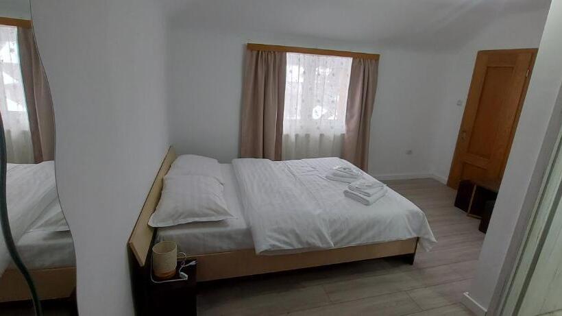 Номер Стандарт, Antic House