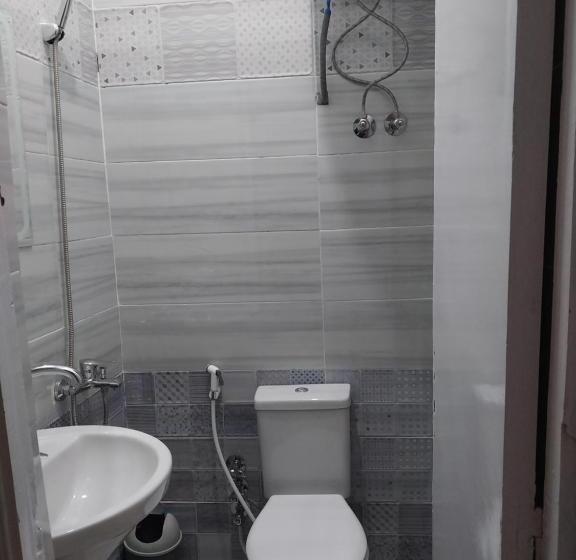 اتاق اکونومی, Kayan Guest House