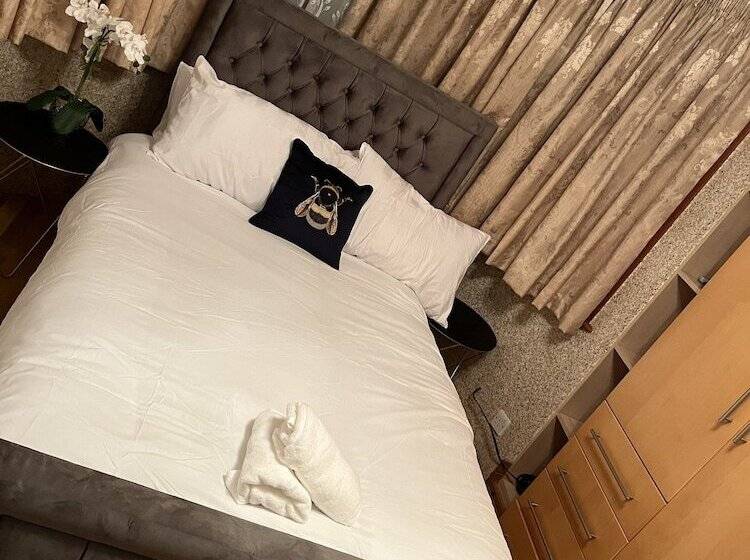 Номер Deluxe, Tj Homes