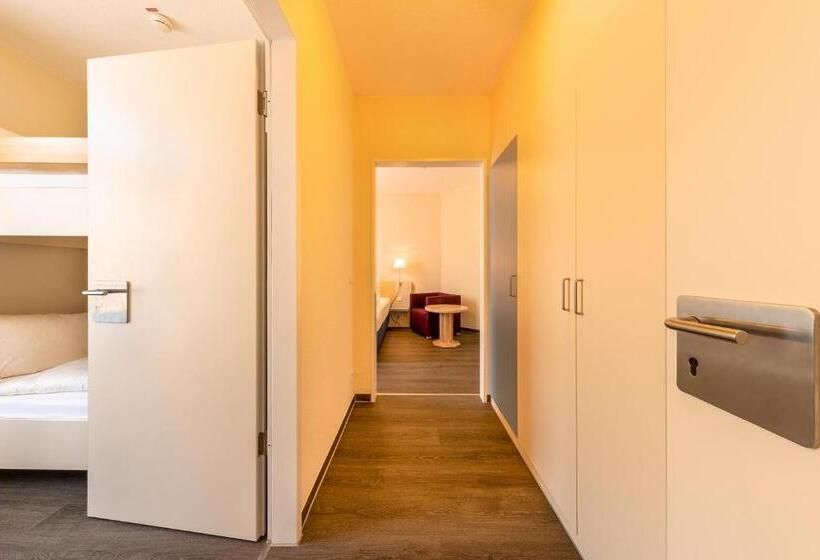 آپارتمان 2 خوابه, Michels Haus Wilhelm Augusta