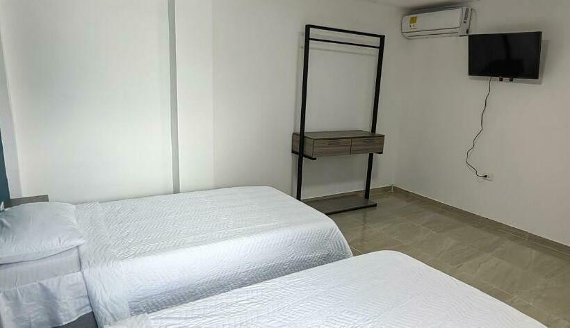 스탠다드 룸, Work Space Hostal