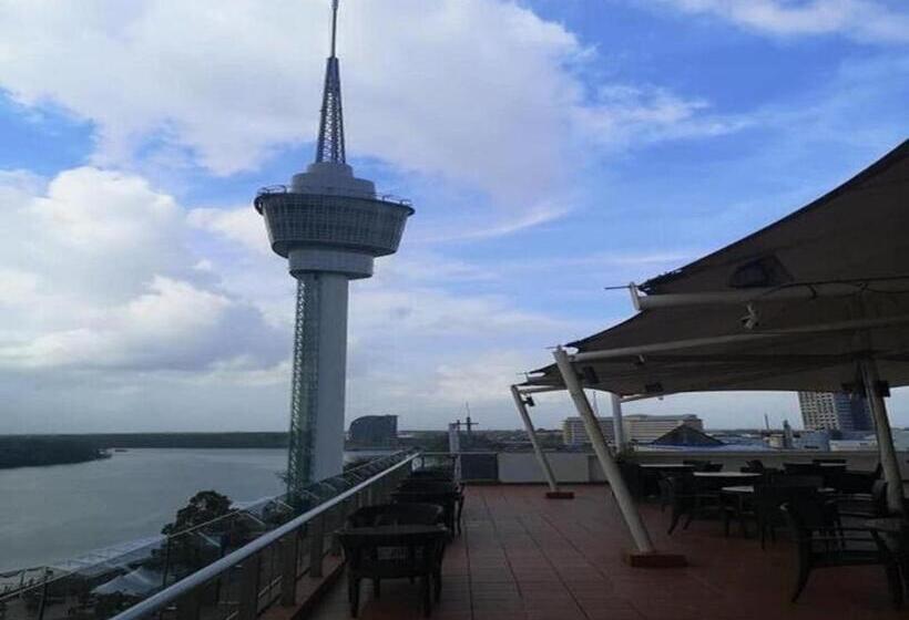 수피리어 룸 퀸 침대, Classic Hotel Kuantan