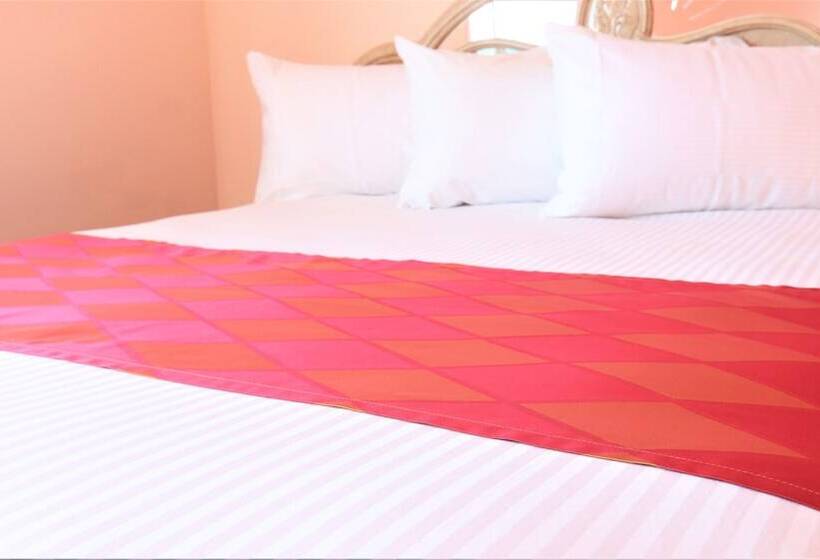 Номер Премиум, Crystal Star Inn Edmonton Airport With Free Shuttle To And From Airport